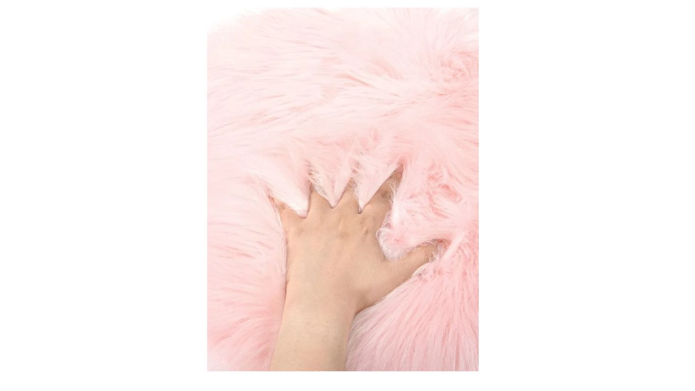 Fluffy Photo Prop - Pink Round