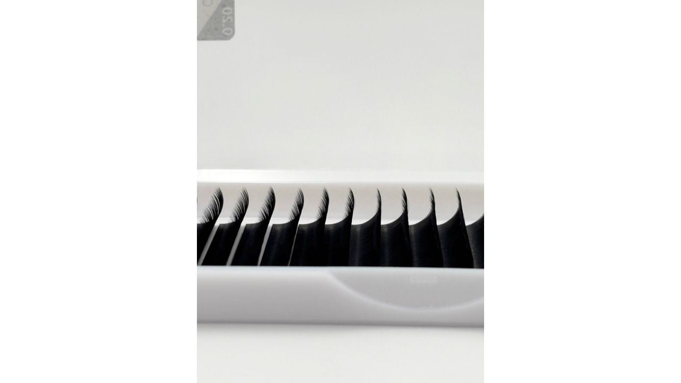 Flat Lashes - Ellipse (0.20, C Curl)