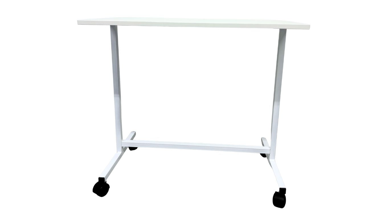 Manicure Table with wheels