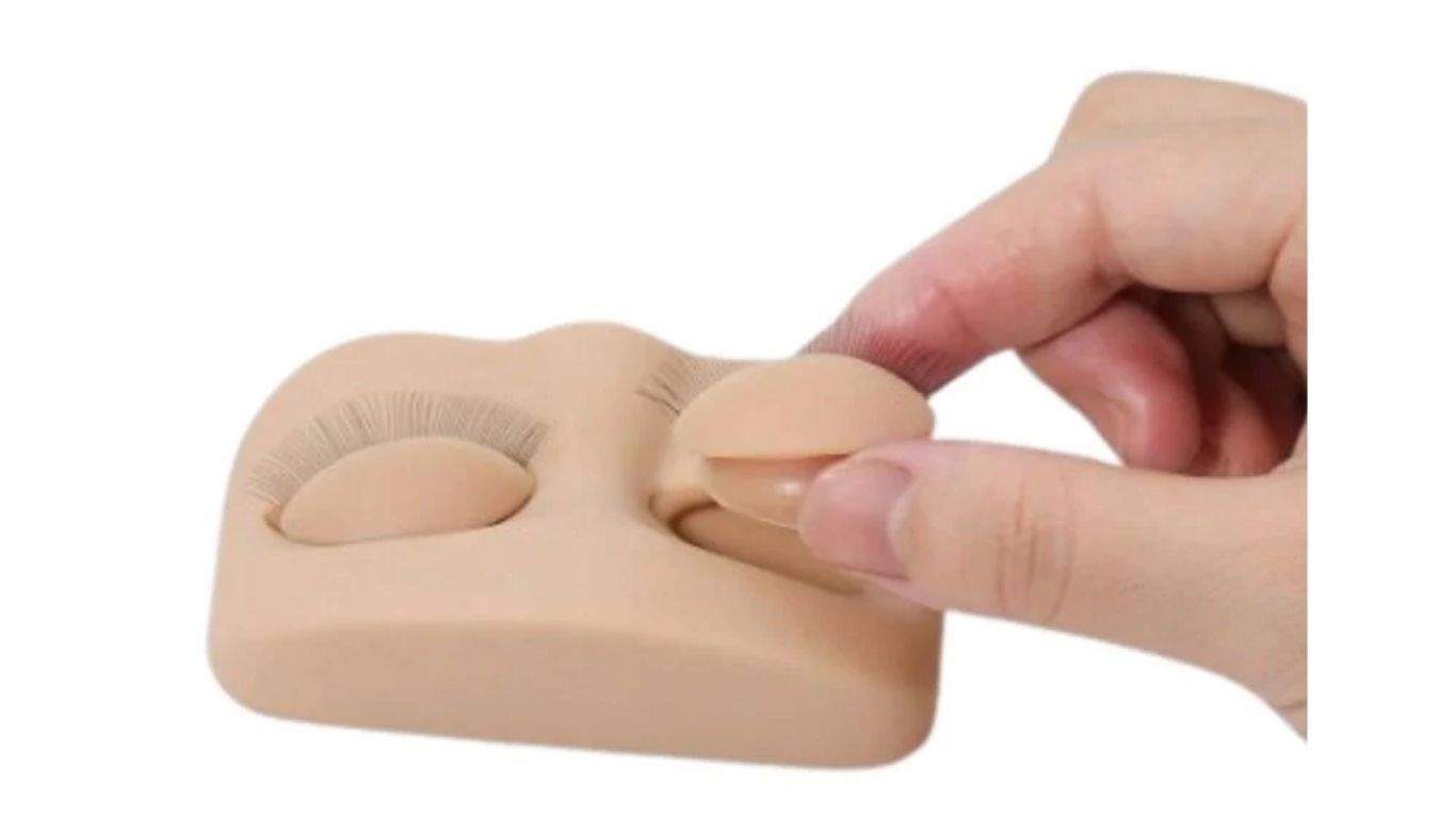 Mini Training Face (replaceable eyelids)